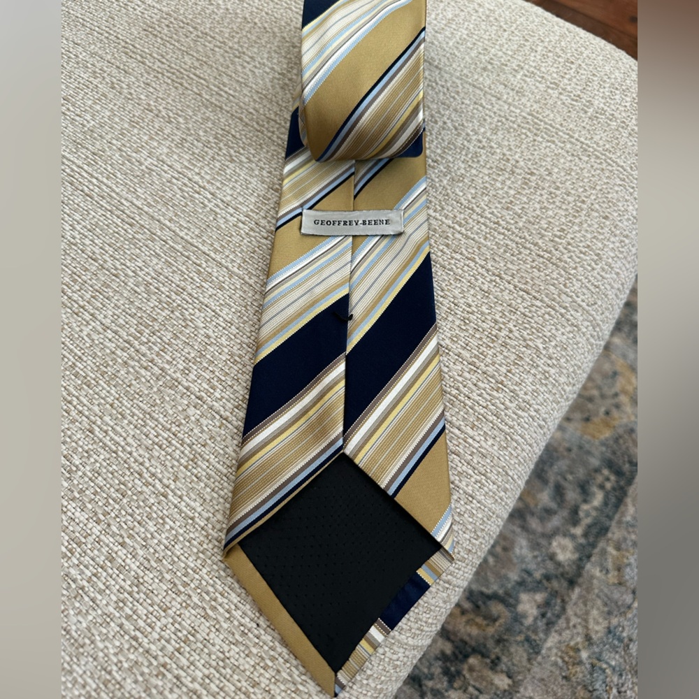Mens Necktie - Picture 3 of 3